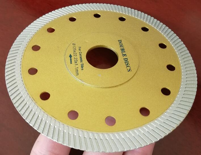 Vertical green brick cutter saw blade and saw blade difference
